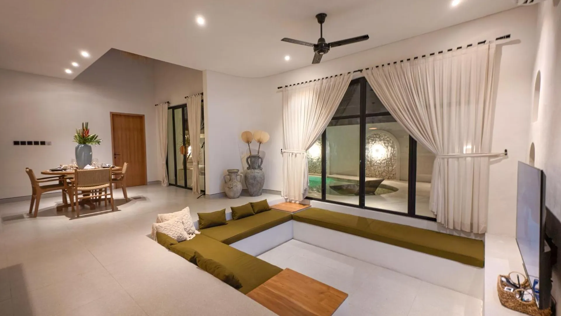 Miko Villa Seminyak